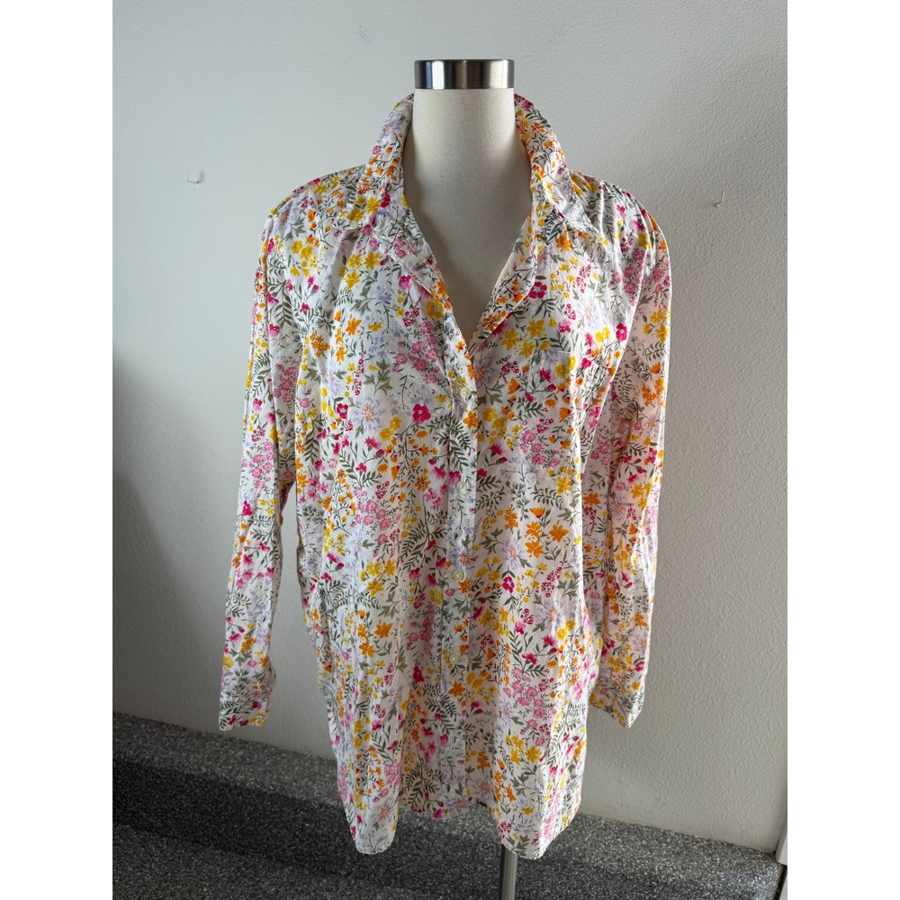 Old Navy Womens Plus XXL Classic Shirt White Floral Button Up Long Sleeve Top